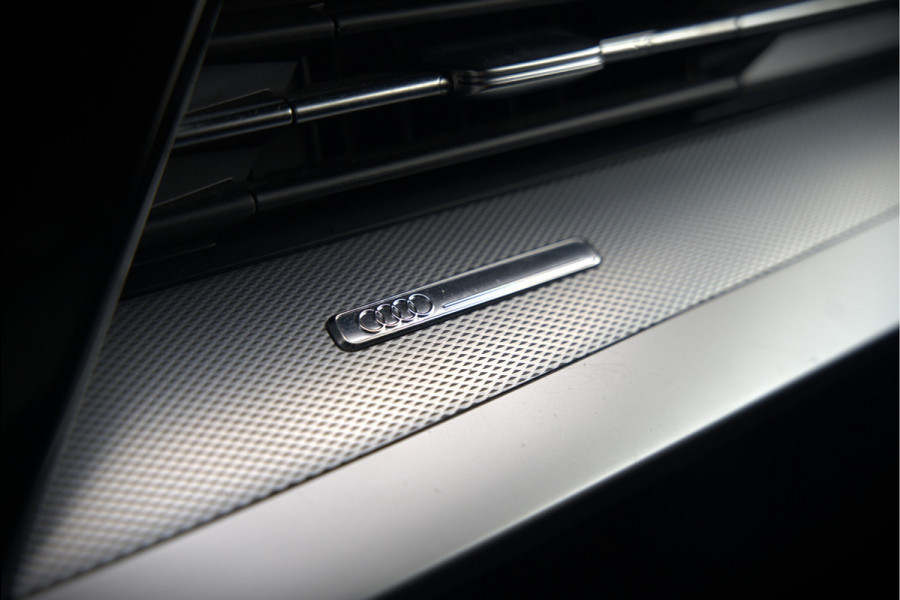 Audi A3 Sportback 45 TFSI e S edition Competition | S-Line | RS Seats | Stoelverwarming | Camera | Navigatie | Cruise Control | LED | Keyless | Virtual Cockpit | Apple Carplay | Parkeersensoren | Audi A3 Sportback 45 TFSI e S edition Competition | S-Line | RS Seats | Stoelverwarming | Camera | Navigatie | Cruise Control | LED | Keyless | Virtual Cockpit | Apple Carplay | Parkeersensoren |