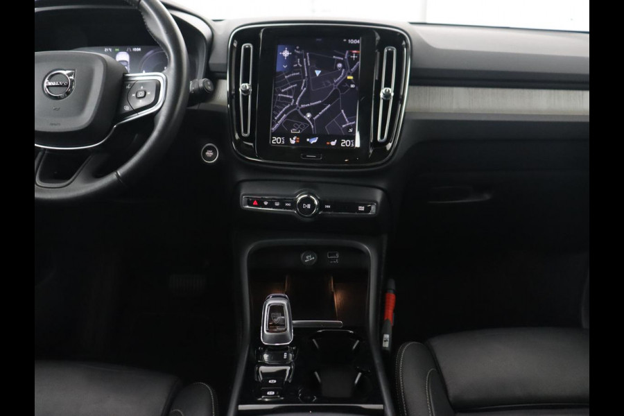 Volvo XC40 1.5 T5 Recharge Inscription | Trekhaak | Leder | Camera | Stoel & stuurverwarming | Carplay | Harman/Kardon | Navigatie | Keyless | Full LED