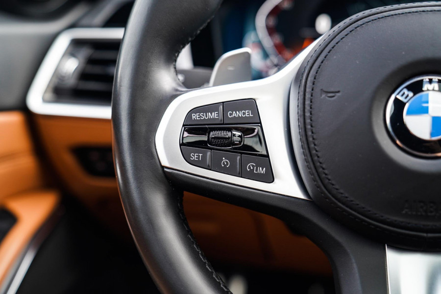 BMW 3 Serie Touring 330i High Executive Edition | M-pakket | Panorama | Harman/Kardon | Dravitgrau | Camera | Luxe Leder | BMW LED