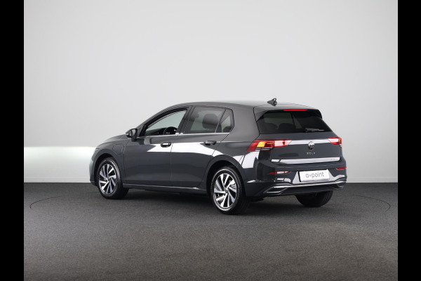 Volkswagen Golf 1.4 eHybrid Style 204 pk Automaat (DSG) | Navigatie | Parkeersensoren | Achteruitrijcamera | Adaptieve cruise control | LED koplampen | Stoelverwarming |