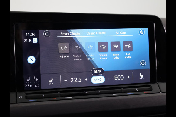Volkswagen Golf 1.4 eHybrid Style 204 pk Automaat (DSG) | Navigatie | Parkeersensoren | Achteruitrijcamera | Adaptieve cruise control | LED koplampen | Stoelverwarming |