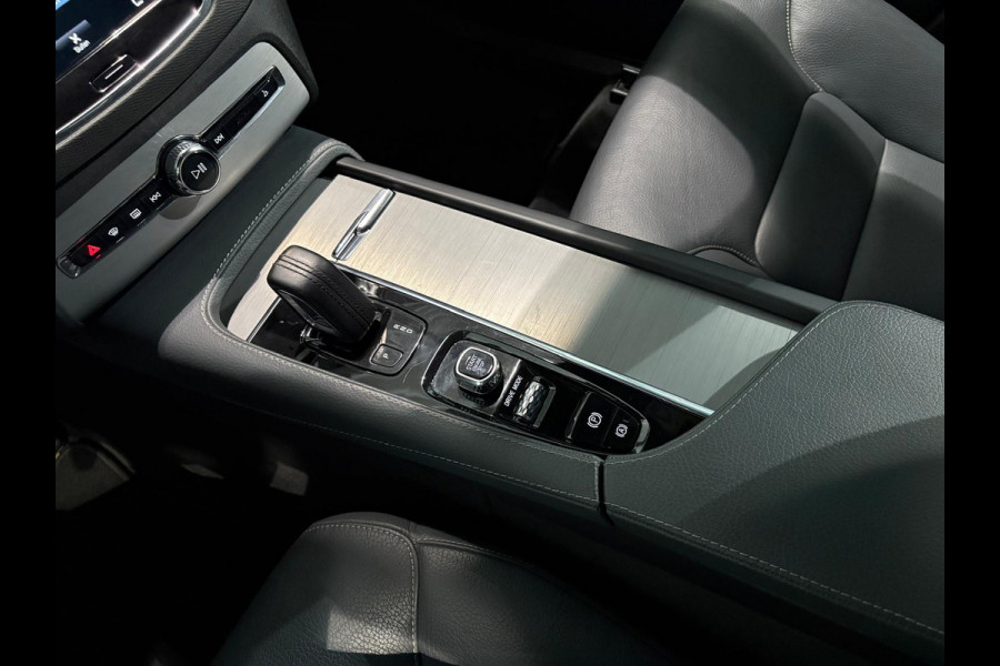 Volvo XC90 T8 Aut. Momentum ACC Leder 390pk