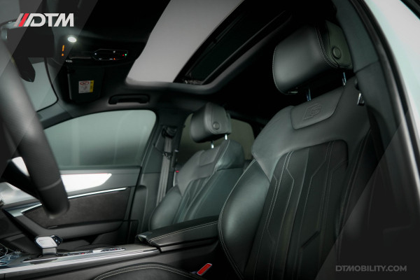 Audi A6 Limousine 55TFSIe Quattro Competition | Head Up | Sfeerverlichting | B&O | Panoramadak