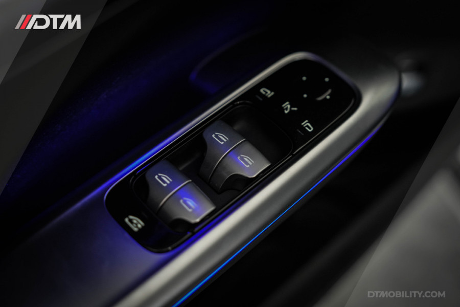 Mercedes-Benz C-Klasse 180 Luxury Premium | Memory | 360 | Sfeerverlichting