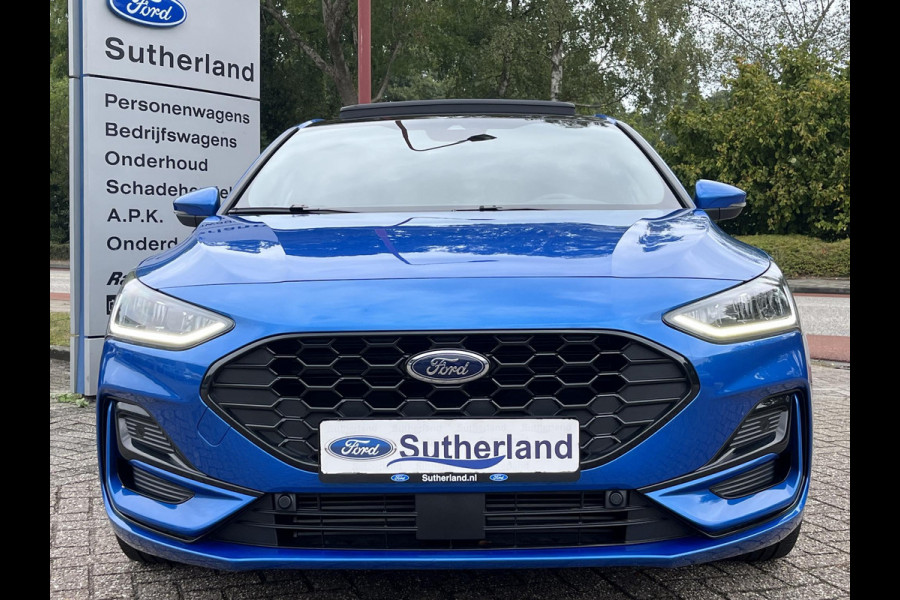Ford Focus 1.0 EcoBoost Hybrid ST Line X Automaat | Panoramadak | Winter Pack | Adaptive cruise control | Camera