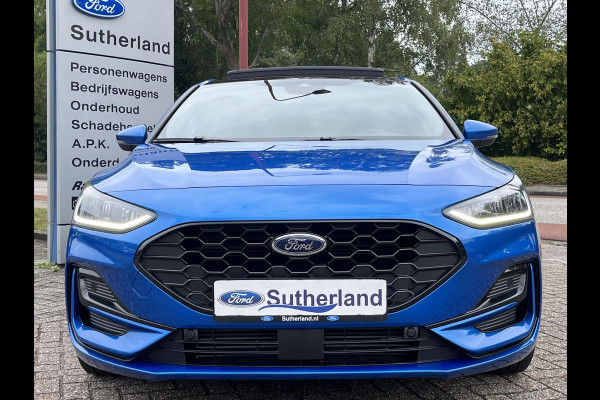Ford Focus 1.0 EcoBoost Hybrid ST Line X Automaat | Panoramadak | Winter Pack | Adaptive cruise control | Camera