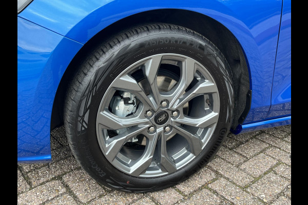 Ford Focus 1.0 EcoBoost Hybrid ST Line X Automaat | Panoramadak | Winter Pack | Adaptive cruise control | Camera