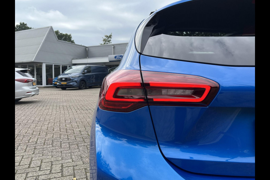 Ford Focus 1.0 EcoBoost Hybrid ST Line X Automaat | Panoramadak | Winter Pack | Adaptive cruise control | Camera
