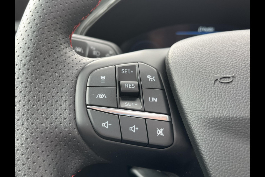 Ford Focus 1.0 EcoBoost Hybrid ST Line X Automaat | Panoramadak | Winter Pack | Adaptive cruise control | Camera
