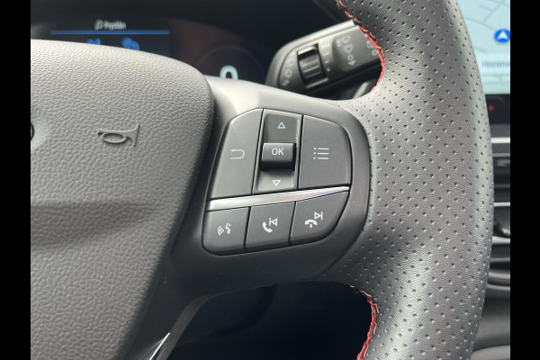 Ford Focus 1.0 EcoBoost Hybrid ST Line X Automaat | Panoramadak | Winter Pack | Adaptive cruise control | Camera