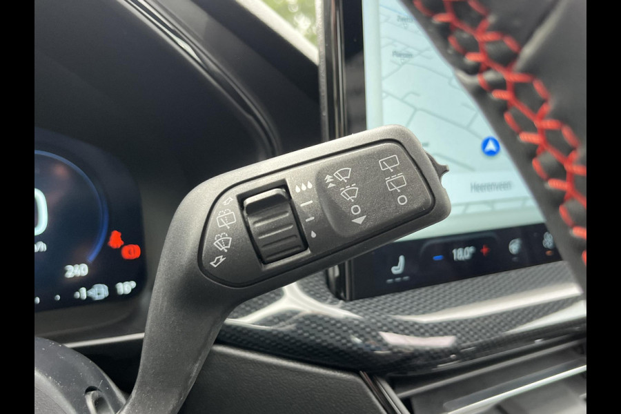 Ford Focus 1.0 EcoBoost Hybrid ST Line X Automaat | Panoramadak | Winter Pack | Adaptive cruise control | Camera