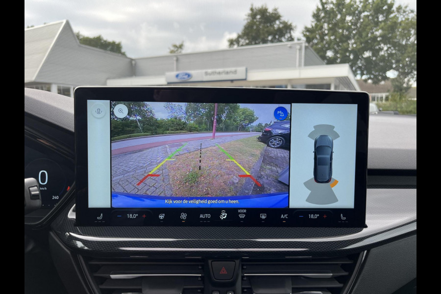 Ford Focus 1.0 EcoBoost Hybrid ST Line X Automaat | Panoramadak | Winter Pack | Adaptive cruise control | Camera