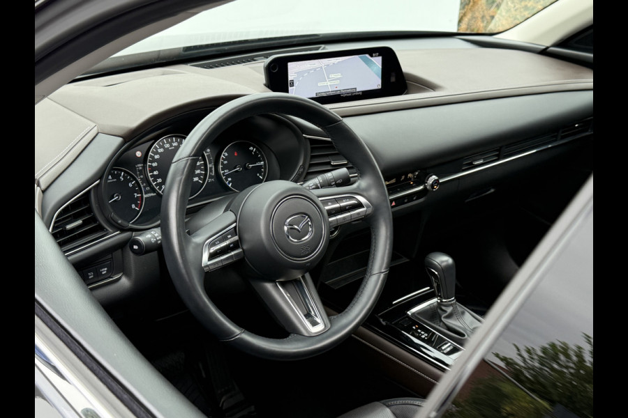 Mazda CX-30 2.0 e-SkyActiv-X M Hybrid Luxury | Schuifdak | Leder | BOSE | LED | HUD | 18 inch