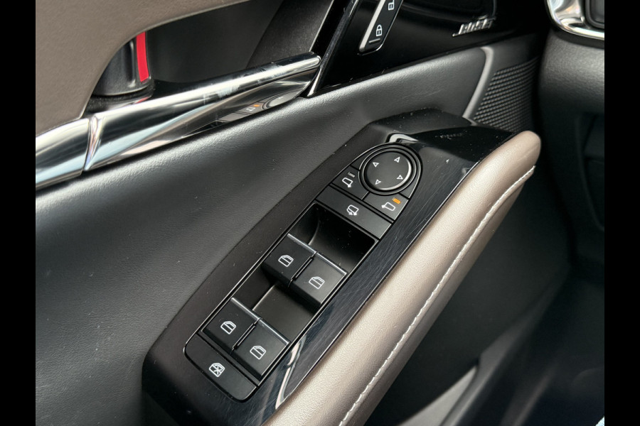 Mazda CX-30 2.0 e-SkyActiv-X M Hybrid Luxury | Schuifdak | Leder | BOSE | LED | HUD | 18 inch