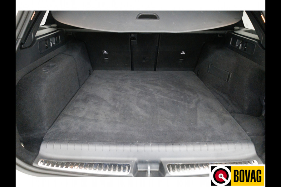 Mercedes-Benz C-Klasse Estate 300 e AMG Line Ltd. Night | Pano | Nappa leer | Stoelverw. V+A & Stuur | Matrix Led | Trekhaak | 360 Camera Rijassistent, Dodehoekw., Premium Audio, Sfeerverlichting
