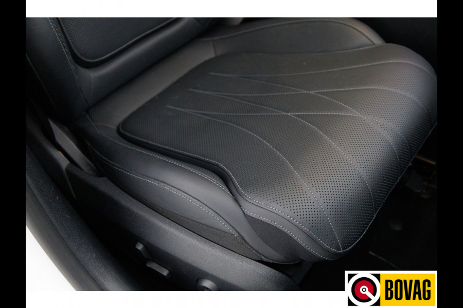 Mercedes-Benz C-Klasse Estate 300 e AMG Line Ltd. Night | Pano | Nappa leer | Stoelverw. V+A & Stuur | Matrix Led | Trekhaak | 360 Camera Rijassistent, Dodehoekw., Premium Audio, Sfeerverlichting