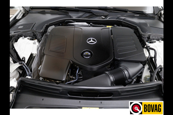 Mercedes-Benz C-Klasse Estate 300 e AMG Line Ltd. Night | Pano | Nappa leer | Stoelverw. V+A & Stuur | Matrix Led | Trekhaak | 360 Camera Rijassistent, Dodehoekw., Premium Audio, Sfeerverlichting