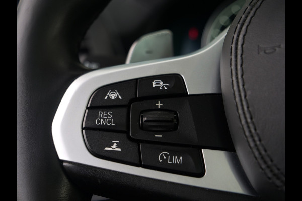 BMW X3 M40i xDrive High Executive | panorama | keyless go&entry | trekhaak | zeer nette staat.