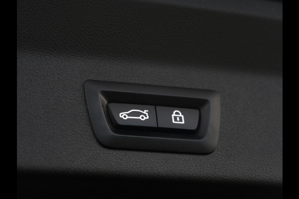 BMW X3 M40i xDrive High Executive | panorama | keyless go&entry | trekhaak | zeer nette staat.