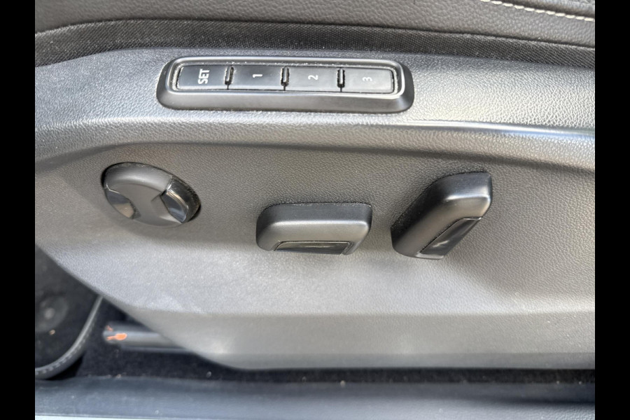 Volkswagen Tiguan 1.4 TSI eHybrid R-Line Business+ | schuifdak