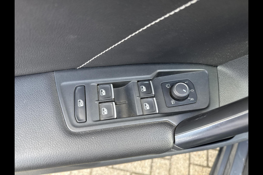 Volkswagen Tiguan 1.4 TSI eHybrid R-Line Business+ | schuifdak