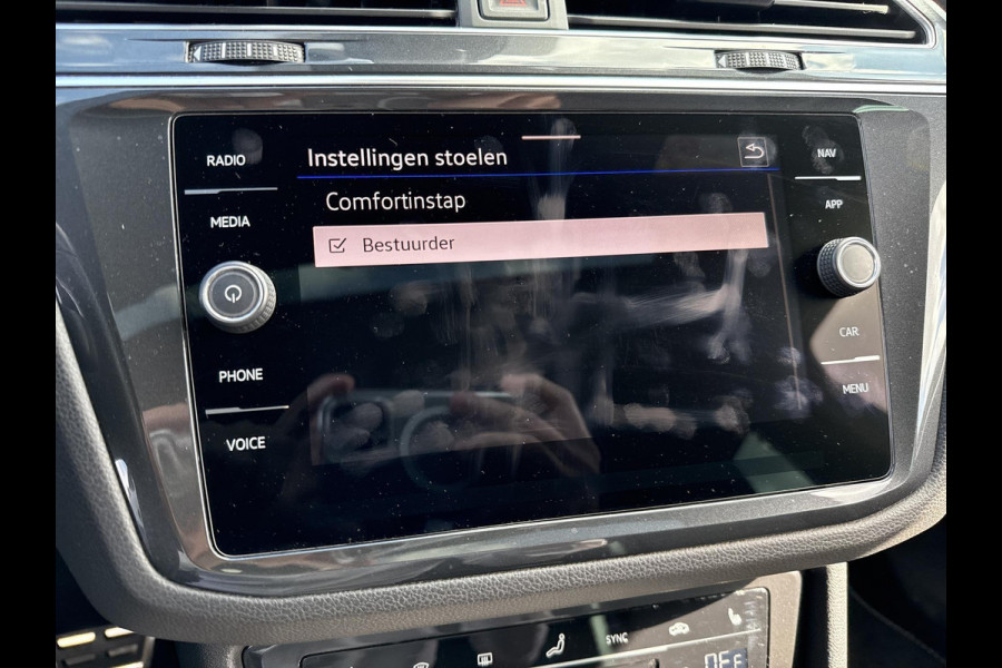 Volkswagen Tiguan 1.4 TSI eHybrid R-Line Business+ | schuifdak