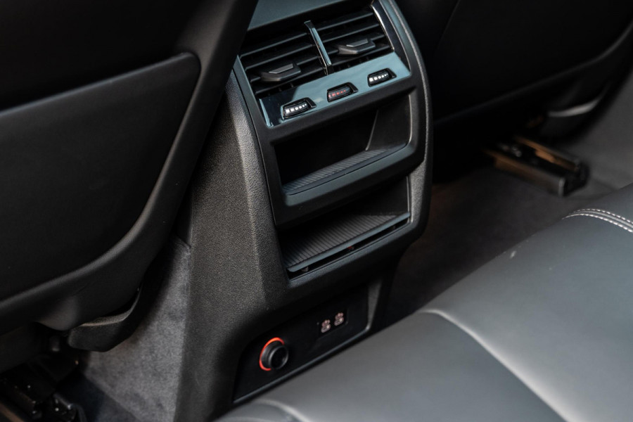 BMW X5 xDrive50e Hybrid M-Sport | Pano | HUD | 360 | M-Sport Stoelen
