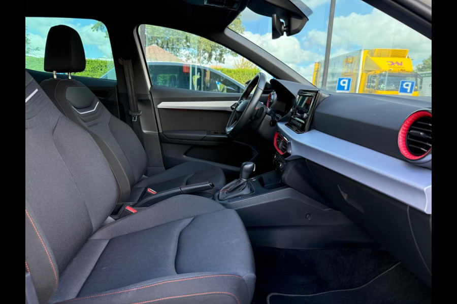 Seat Ibiza 1.0 TSi FR Business Connect - Automaat - Camera - Parkeerhulp - Winterpakket