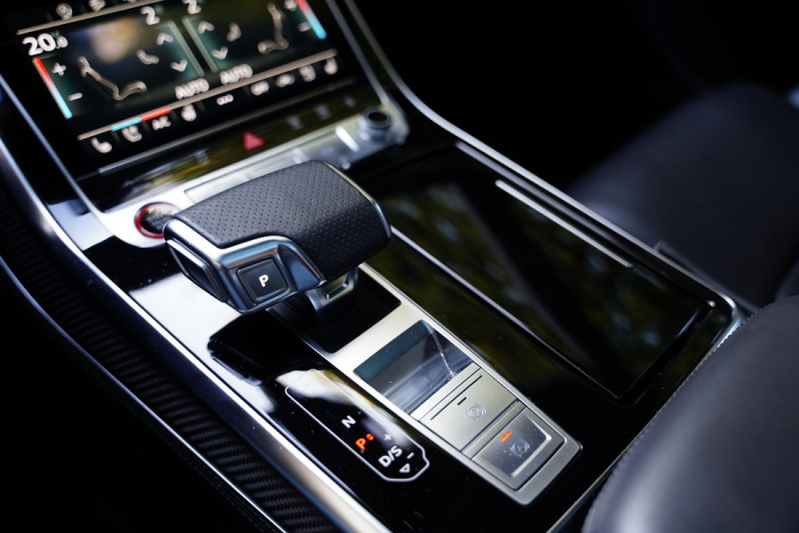 Audi RS Q 8 4.0 TFSI Quattro Goodwood Green Head Up B&O