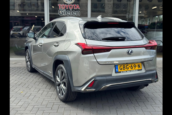 Lexus UX 250h AWD F Sport Line | Schuifdak, Groot scherm, Leer, Stoelverwarming, Dodehoekherkenning, Parkeersensoren, Elektrische achterk