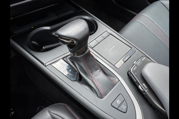 Lexus UX 250h AWD F Sport Line | Schuifdak, Groot scherm, Leer, Stoelverwarming, Dodehoekherkenning, Parkeersensoren, Elektrische achterk