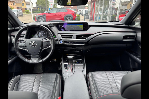 Lexus UX 250h AWD F Sport Line | Schuifdak, Groot scherm, Leer, Stoelverwarming, Dodehoekherkenning, Parkeersensoren, Elektrische achterk
