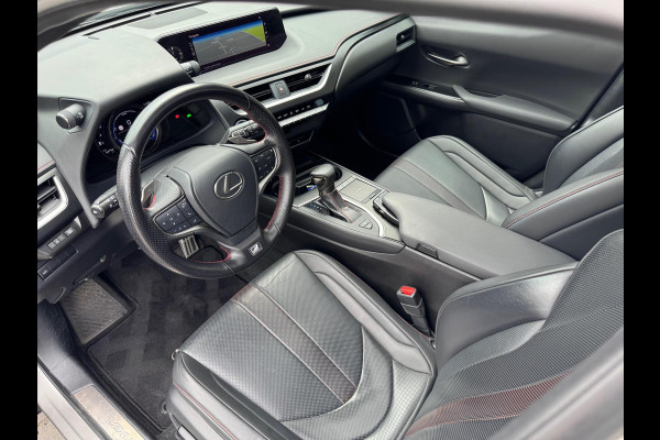 Lexus UX 250h AWD F Sport Line | Schuifdak, Groot scherm, Leer, Stoelverwarming, Dodehoekherkenning, Parkeersensoren, Elektrische achterk