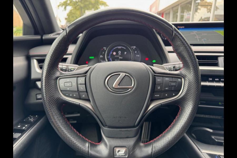 Lexus UX 250h AWD F Sport Line | Schuifdak, Groot scherm, Leer, Stoelverwarming, Dodehoekherkenning, Parkeersensoren, Elektrische achterk