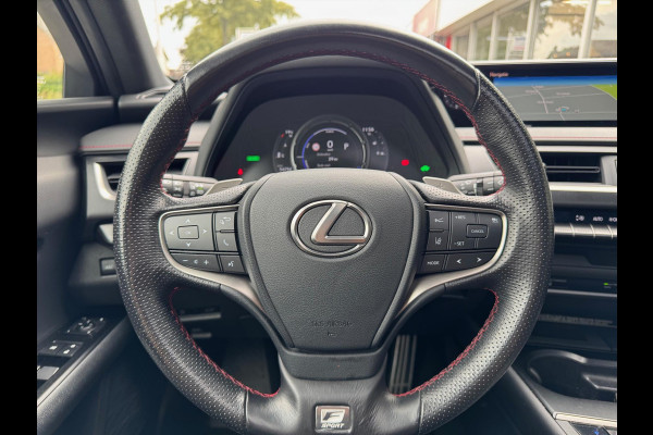 Lexus UX 250h AWD F Sport Line | Schuifdak, Groot scherm, Leer, Stoelverwarming, Dodehoekherkenning, Parkeersensoren, Elektrische achterk
