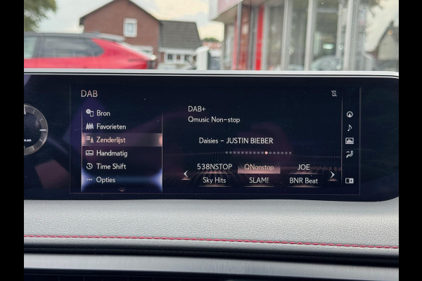 Lexus UX 250h AWD F Sport Line | Schuifdak, Groot scherm, Leer, Stoelverwarming, Dodehoekherkenning, Parkeersensoren, Elektrische achterk