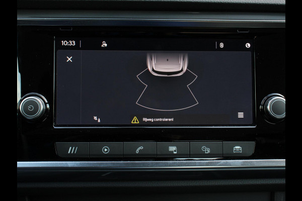 Seat Ateca 1.5 TSI Style Business Intense Climate control Cruise control Keyless start Verwarmde voorstoelen Verwarmde stuur LED Parkeersensoren achter Apple Carplay/ Android Auto