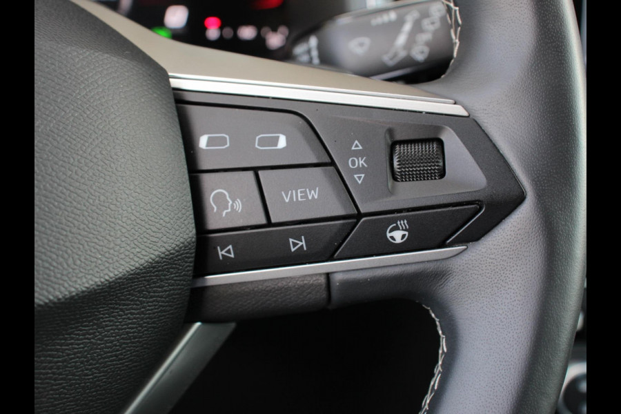 Seat Ateca 1.5 TSI Style Business Intense Climate control Cruise control Keyless start Verwarmde voorstoelen Verwarmde stuur LED Parkeersensoren achter Apple Carplay/ Android Auto