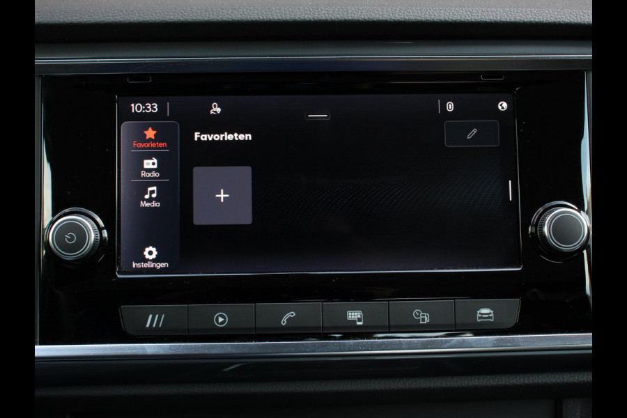 Seat Ateca 1.5 TSI Style Business Intense Climate control Cruise control Keyless start Verwarmde voorstoelen Verwarmde stuur LED Parkeersensoren achter Apple Carplay/ Android Auto