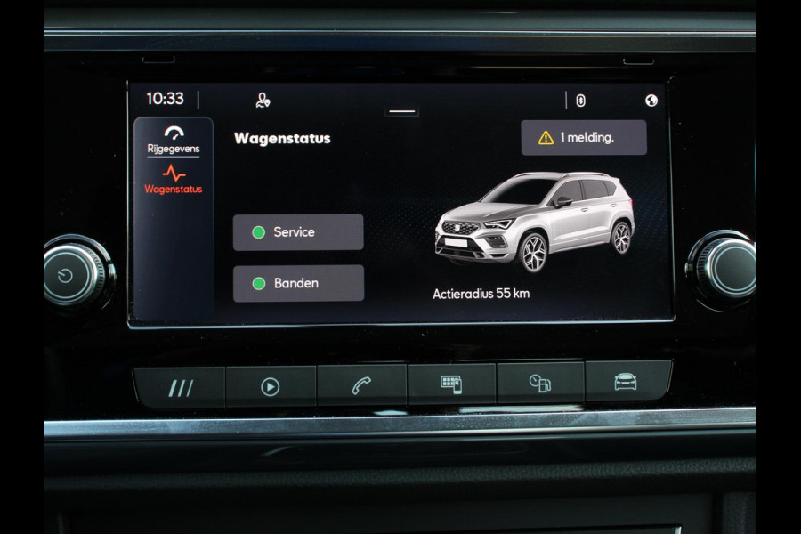 Seat Ateca 1.5 TSI Style Business Intense Climate control Cruise control Keyless start Verwarmde voorstoelen Verwarmde stuur LED Parkeersensoren achter Apple Carplay/ Android Auto