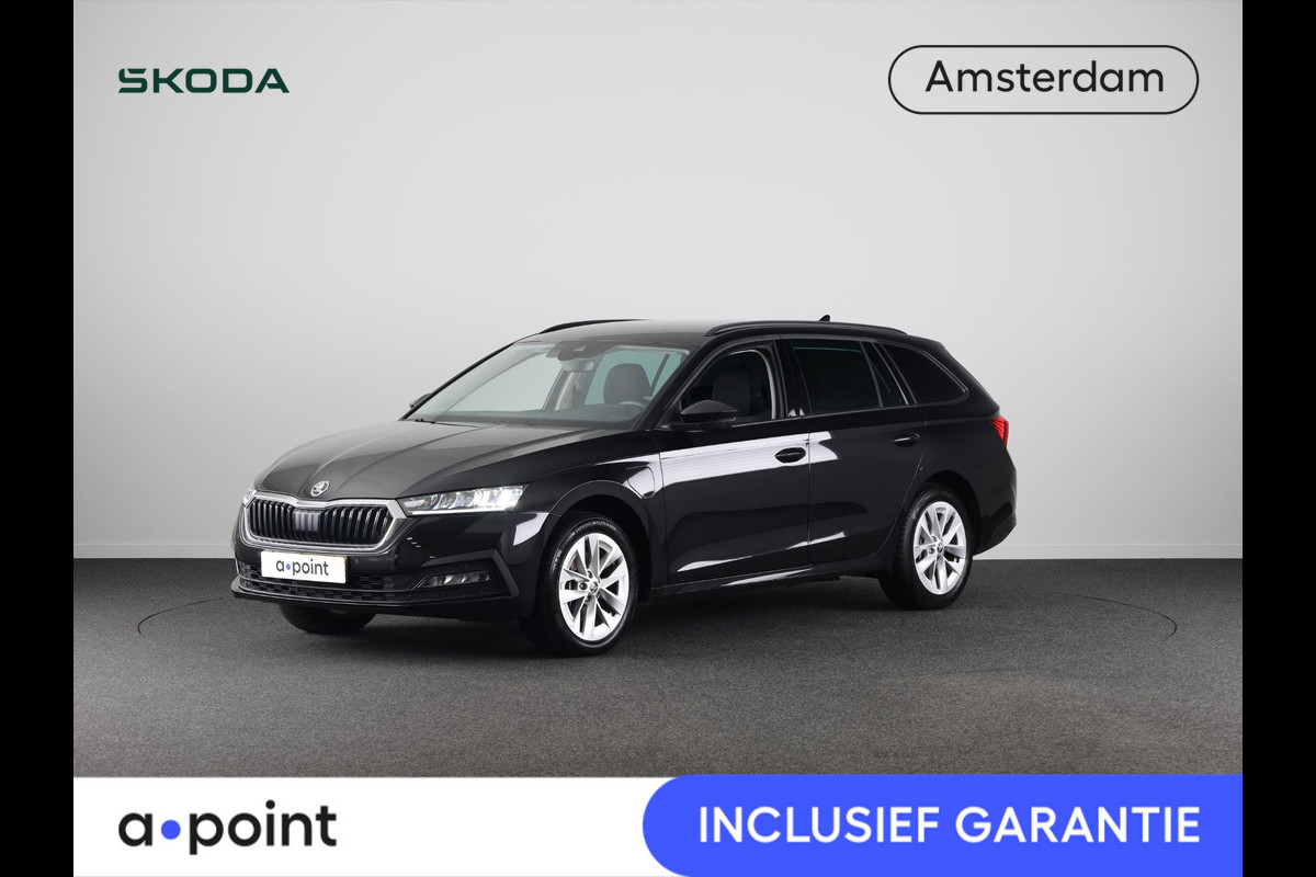 Škoda Octavia Combi 1.4 TSI iV PHEV Business Edition 204 pk Automaat (DSG) | Private lease vanaf 634,-- | Verlengde garantie | Navigatie | Parkeersensoren | Adaptieve cruise control | Stoelverwarming |