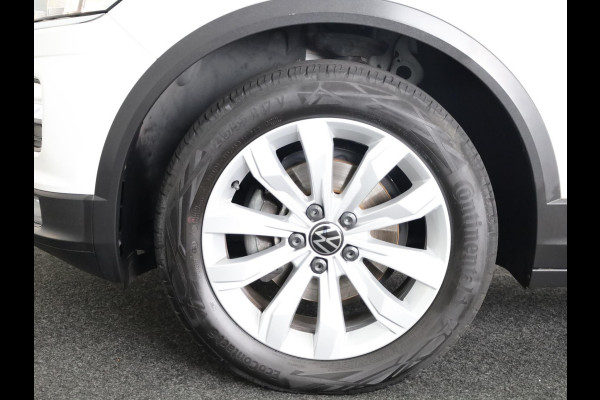 Volkswagen T-Roc 1.0 TSI Style 110 pk | Navigatie | Parkeersensoren | Adaptieve cruise control | Autom. airco | Spiegel pakket | Volkswagen T-Roc 1.0 TSI Style 110 pk | Navigatie | Parkeersensoren | Adaptieve cruise control | Autom. airco | Spiegel pakket |