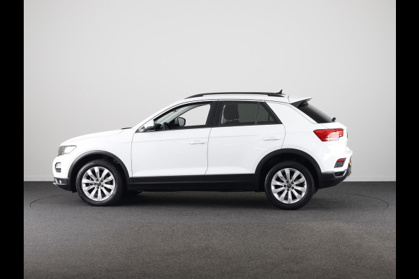 Volkswagen T-Roc 1.0 TSI Style 110 pk | Navigatie | Parkeersensoren | Adaptieve cruise control | Autom. airco | Spiegel pakket | Volkswagen T-Roc 1.0 TSI Style 110 pk | Navigatie | Parkeersensoren | Adaptieve cruise control | Autom. airco | Spiegel pakket |