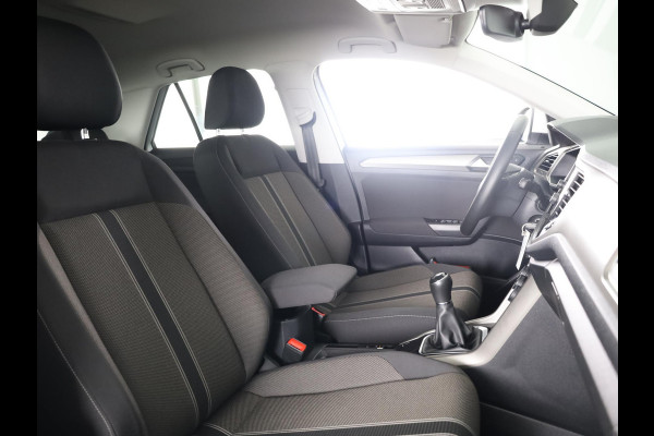 Volkswagen T-Roc 1.0 TSI Style 110 pk | Navigatie | Parkeersensoren | Adaptieve cruise control | Autom. airco | Spiegel pakket | Volkswagen T-Roc 1.0 TSI Style 110 pk | Navigatie | Parkeersensoren | Adaptieve cruise control | Autom. airco | Spiegel pakket |