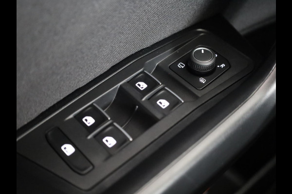 Volkswagen T-Roc 1.0 TSI Style 110 pk | Navigatie | Parkeersensoren | Adaptieve cruise control | Autom. airco | Spiegel pakket | Volkswagen T-Roc 1.0 TSI Style 110 pk | Navigatie | Parkeersensoren | Adaptieve cruise control | Autom. airco | Spiegel pakket |