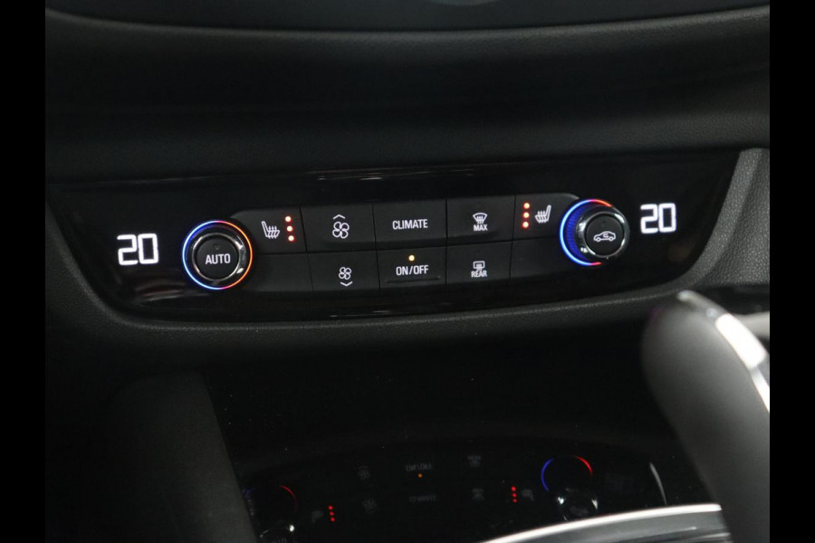 Opel Insignia Sports Tourer 1.5 Turbo Business Executive | Leder | Trekhaak | Stoelverwarming | Camera | DAB | Carplay | Elektrische achterklep | LED