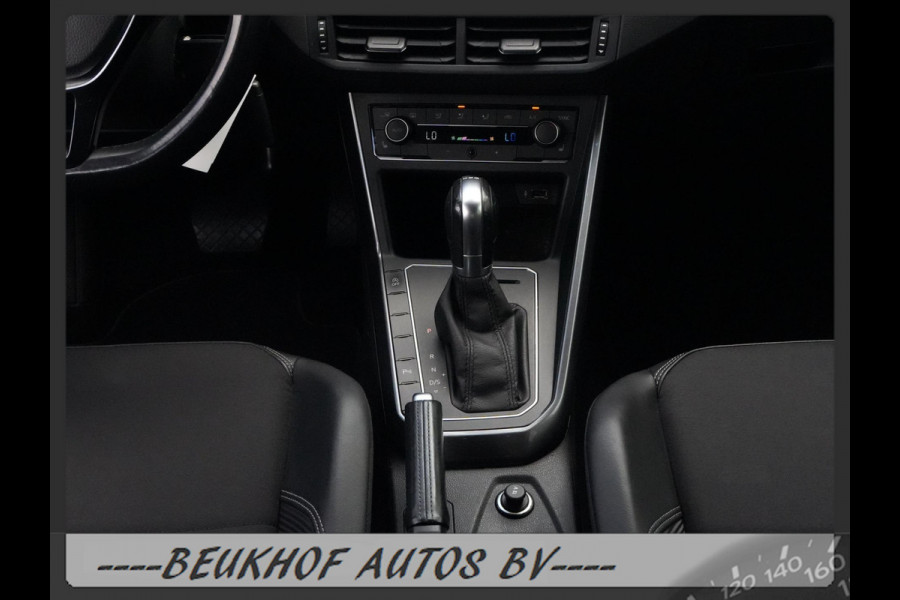 Volkswagen Polo 1.0 TSI Highline Automaat Leer Carplay Navi