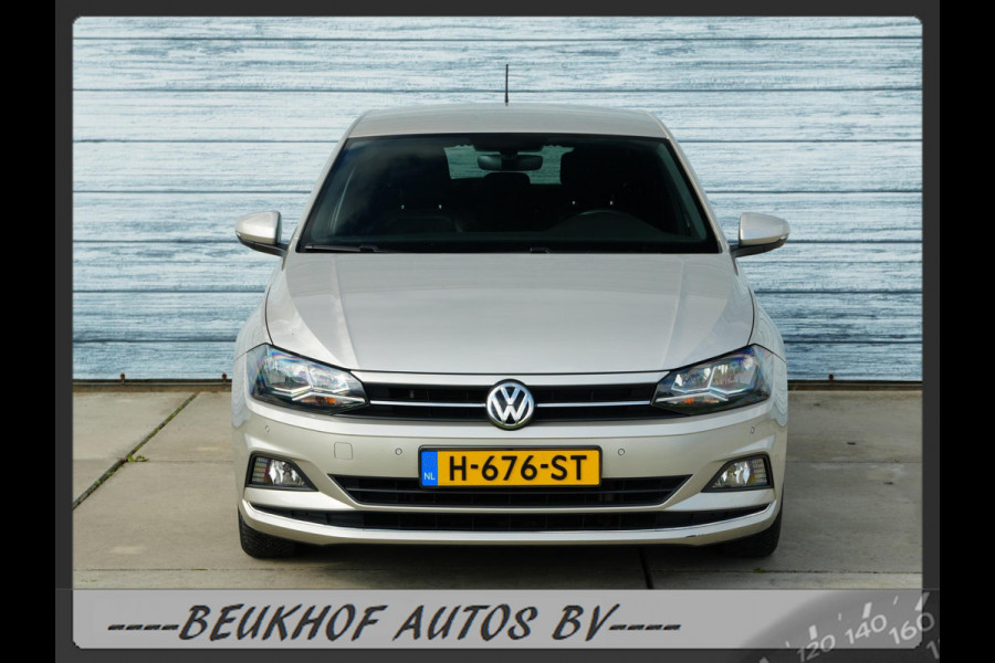 Volkswagen Polo 1.0 TSI Highline Automaat Leer Carplay Navi