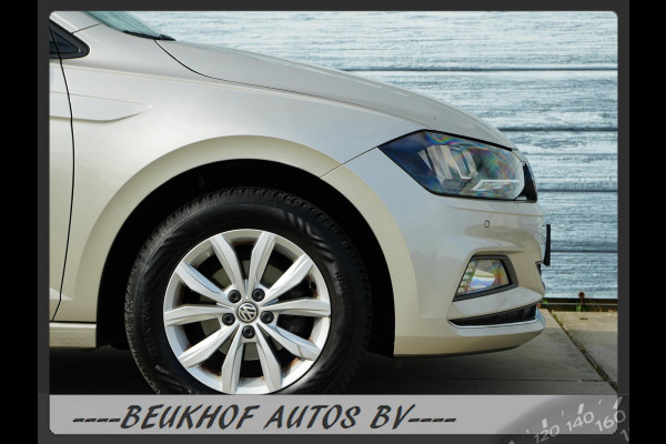 Volkswagen Polo 1.0 TSI Highline Automaat Leer Carplay Navi
