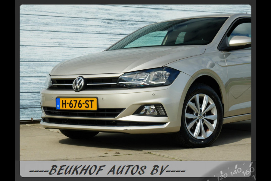 Volkswagen Polo 1.0 TSI Highline Automaat Leer Carplay Navi